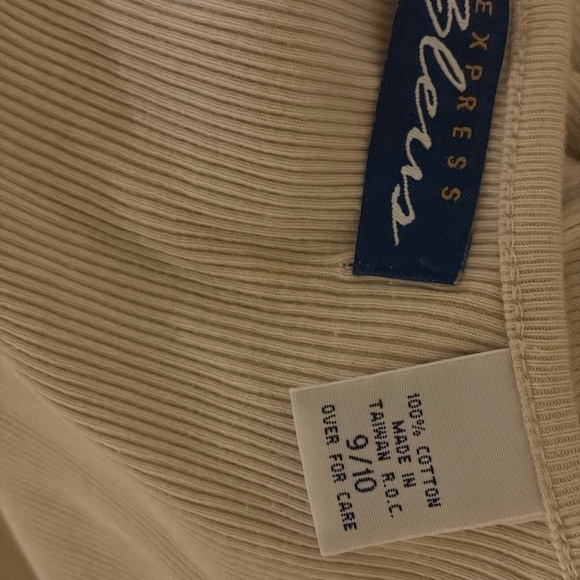 Express Cream Ribbed Fabric - Picture 3 of 3